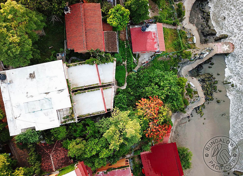 Aerial view of Bungalows Pac&iacute;ficos